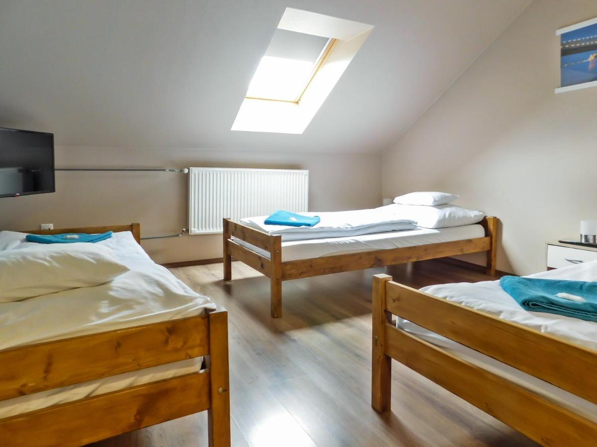 Korona Panzio Bed & Breakfast Level Luaran gambar