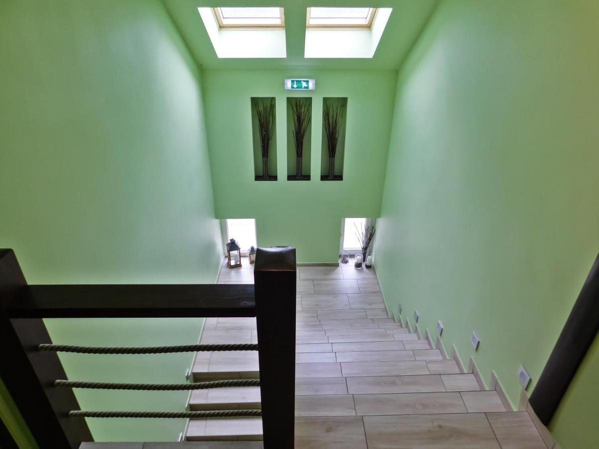 Korona Panzio Bed & Breakfast Level Luaran gambar
